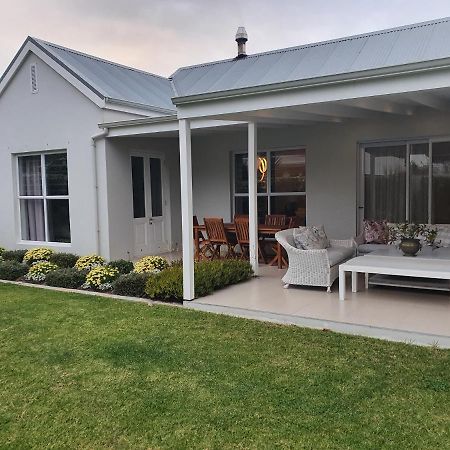 Margie'S Place Swellendam Bagian luar foto