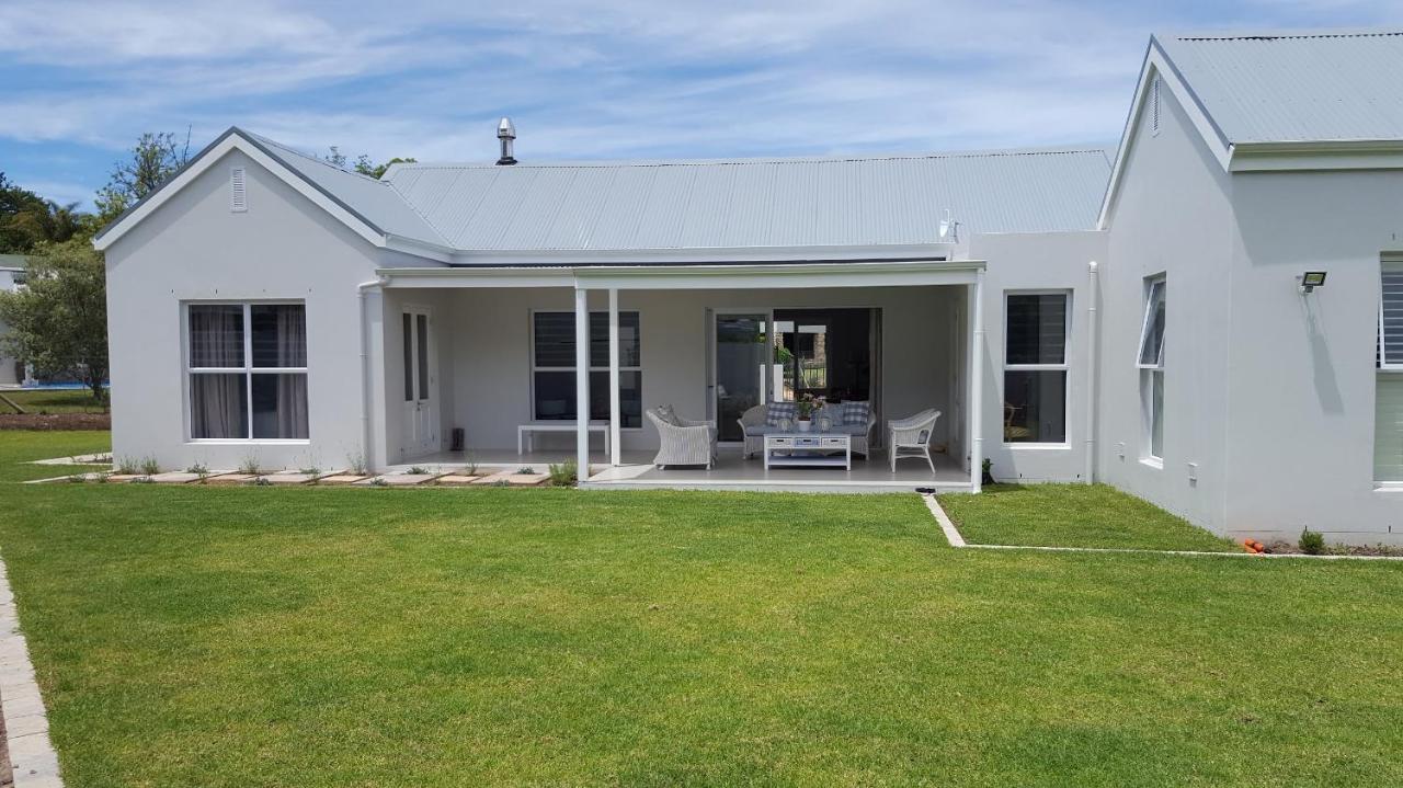 Margie'S Place Swellendam Bagian luar foto