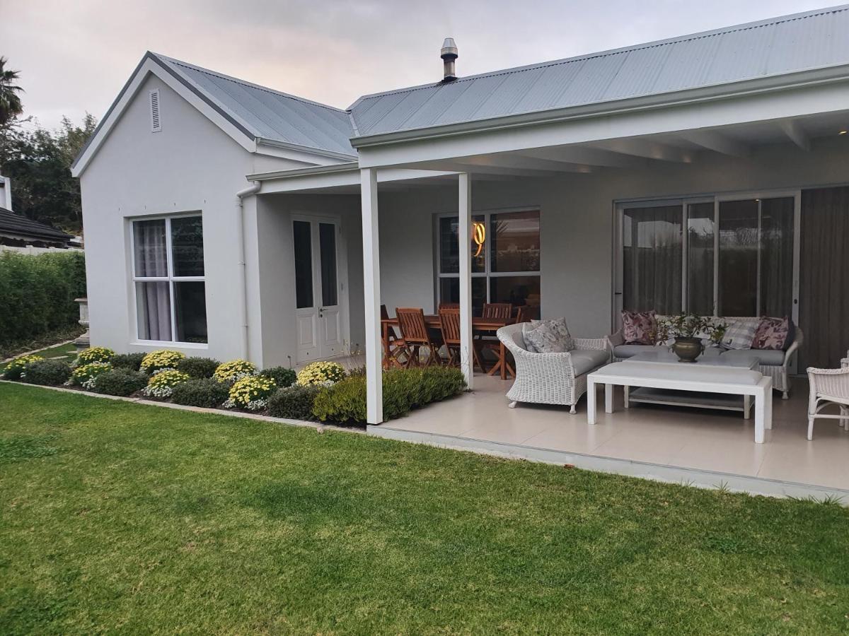 Margie'S Place Swellendam Bagian luar foto