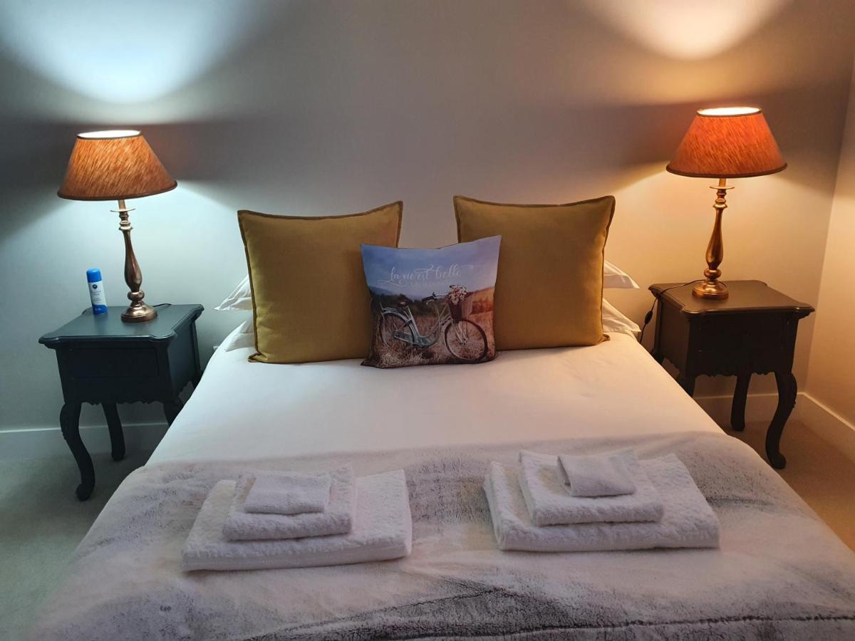 Margie'S Place Swellendam Bagian luar foto