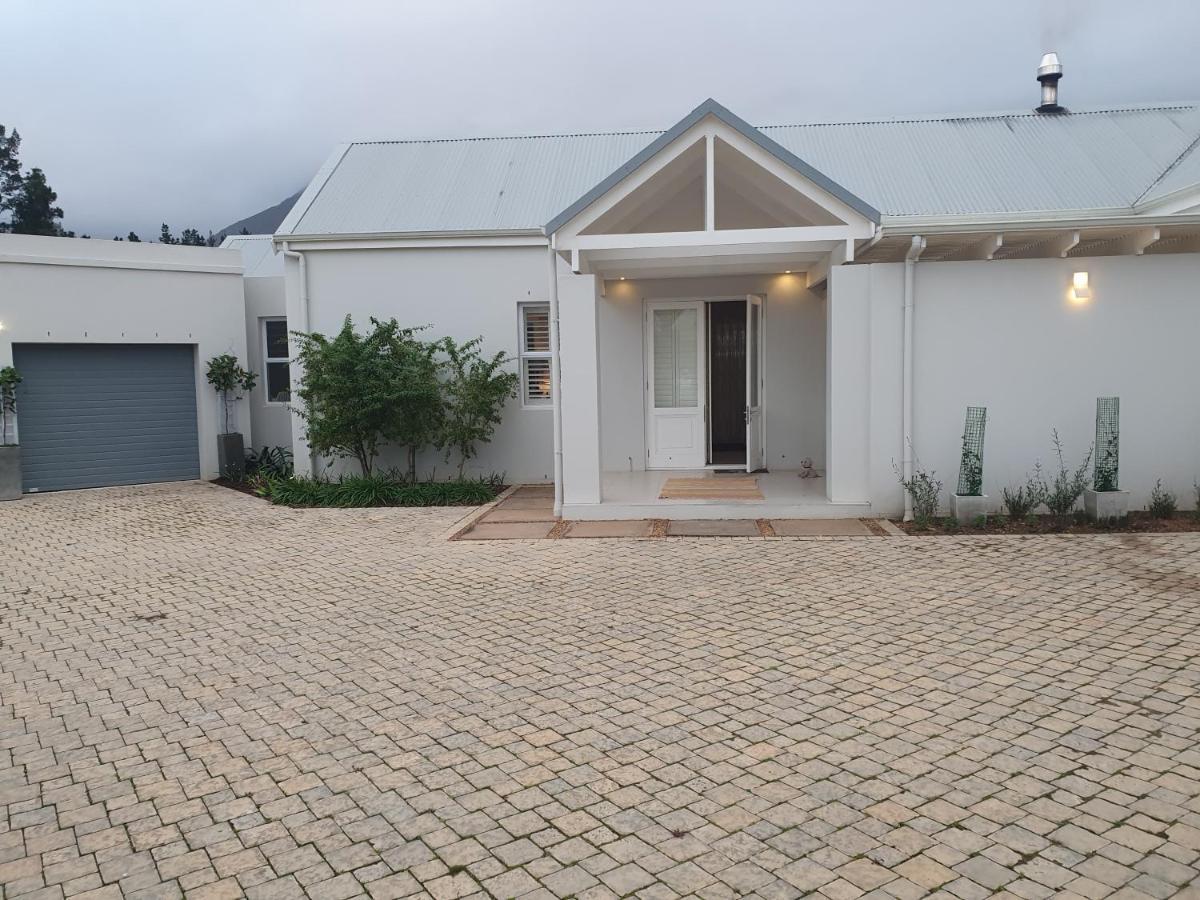 Margie'S Place Swellendam Bagian luar foto