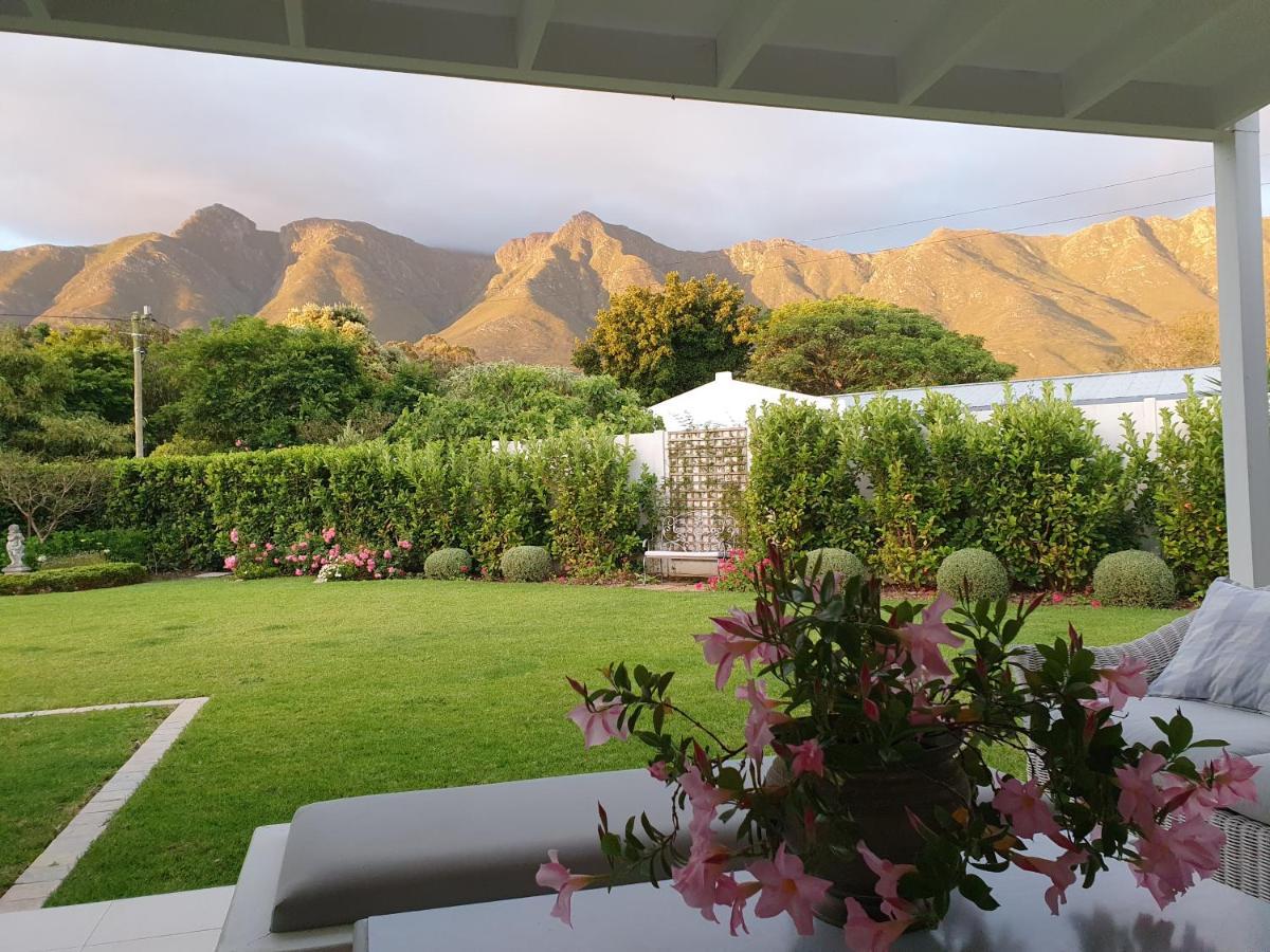 Margie'S Place Swellendam Bagian luar foto